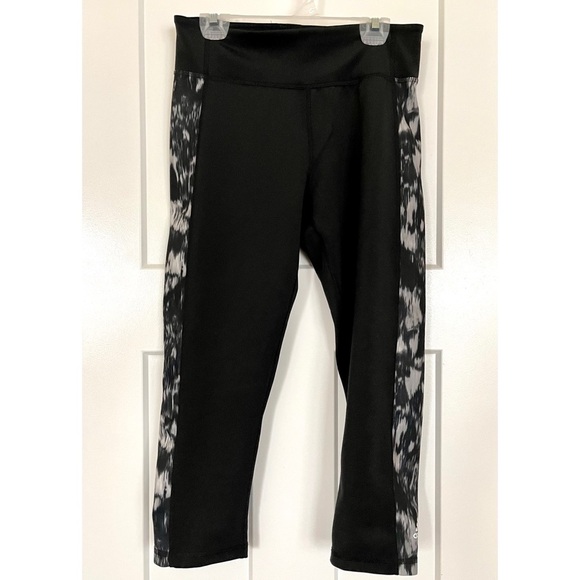 Adidas Side Print Capri 21” Leggings - Picture 1 of 3